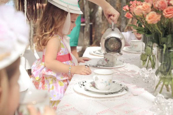 kid-drinking-tea-party