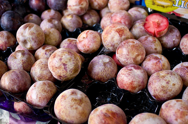 pluots