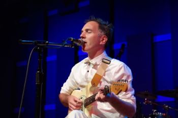 walter-martin-holiday-show-joes-pub