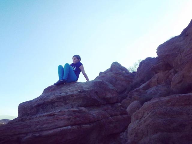 Girl-on-top-of-rocks-hike-vasquez-rocks