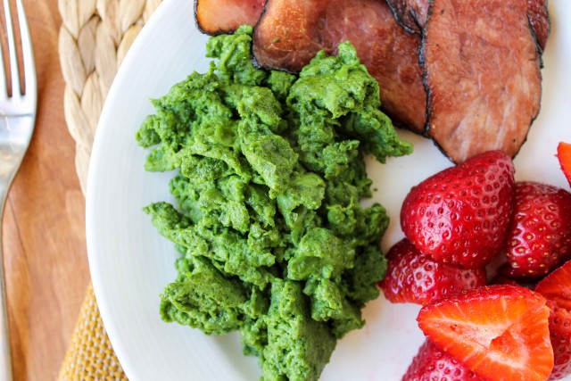 dye-free green eggs and ham