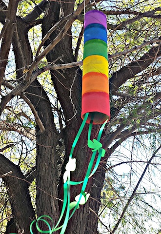 windcatcherrainbow_michellecraftymorning_rainbowcrafts_stpatricksday_national_redtricycle