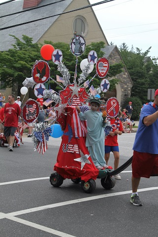 ladyliberty_jimthephotog_kiddieparade_fourthofjuly_national_redtricycle