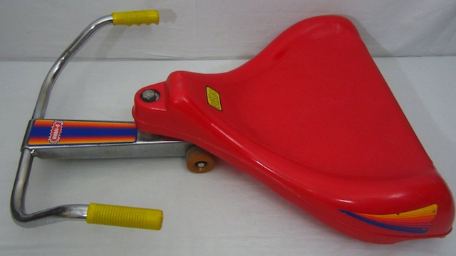 rollerracer_oldtoys_sidewalkfun_national_redtricycle