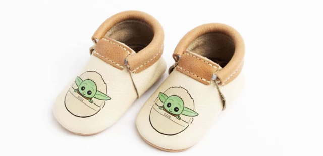 Baby Yoda Moccs