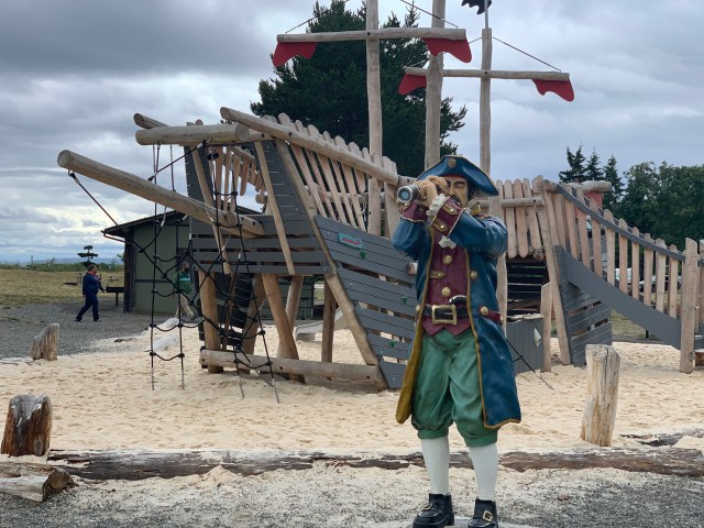 Fay Bainbridge beach on Bainbridge Island is an easy Memorial Day road trips destination from Seattle