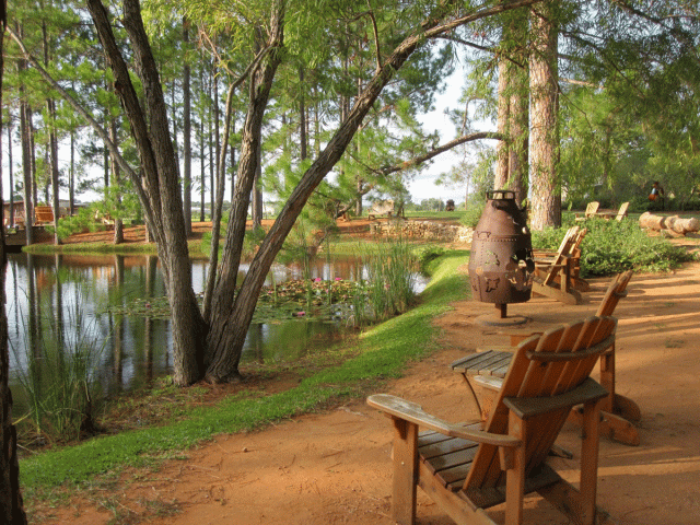visiting the Peach Haus, one of the best things to do with kids in Fredericksburg TX