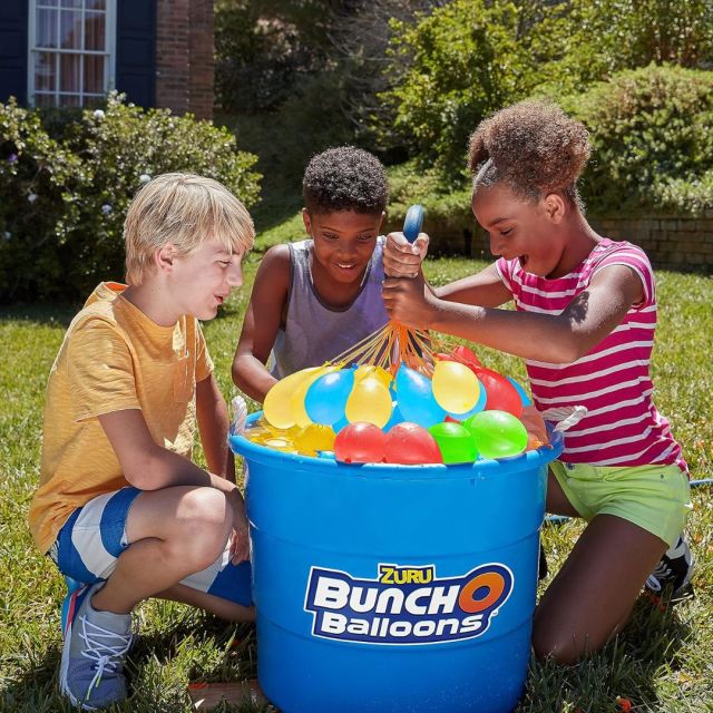 kids playing with water balloons