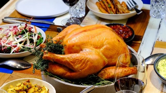 a golden turkey for thanksgiving dinner in seattle at the lakehouse