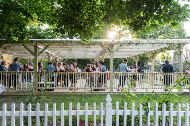 Crowd at forest hills Stadium