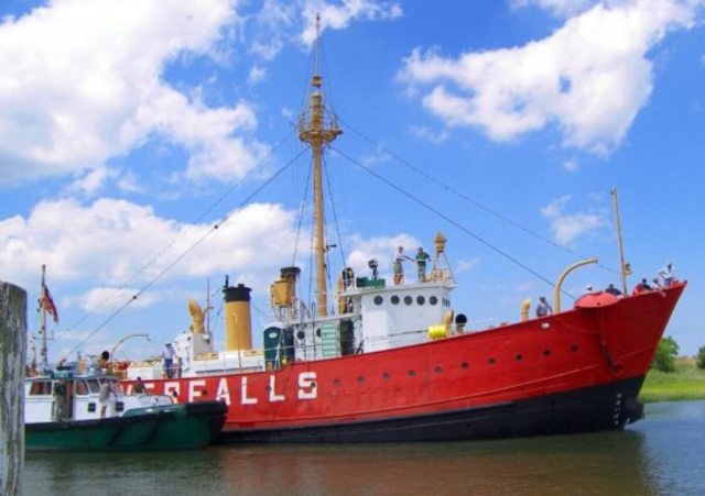 Historic lighthouse boat in Lewes, DE is a kid-friendly attraction
