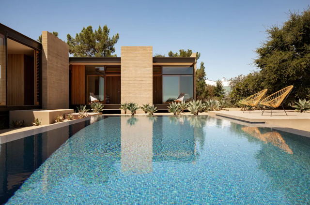 Infinity-edge pool in hills of Topanga