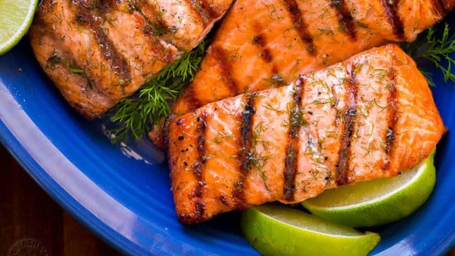 grilled salmon is one of those easy grill recipes. 