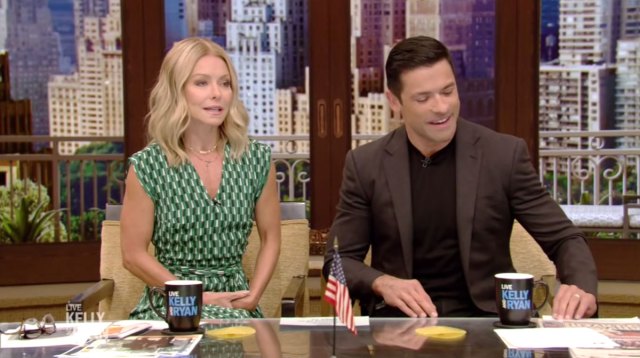kelly ripa and mark consuelos hosting