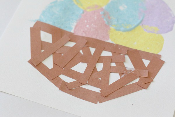 Easter paper crafts, construction paper, easter baskets, toddler crafts