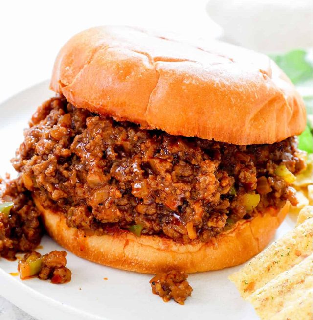 sloppy joes is an easy dinner recipe for kids