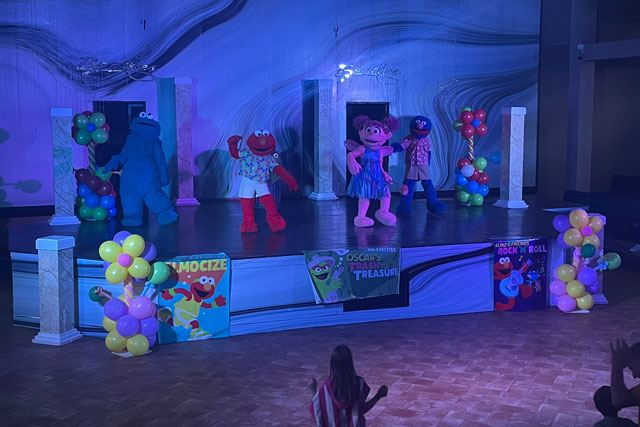 beaches negril jamaica entertainment