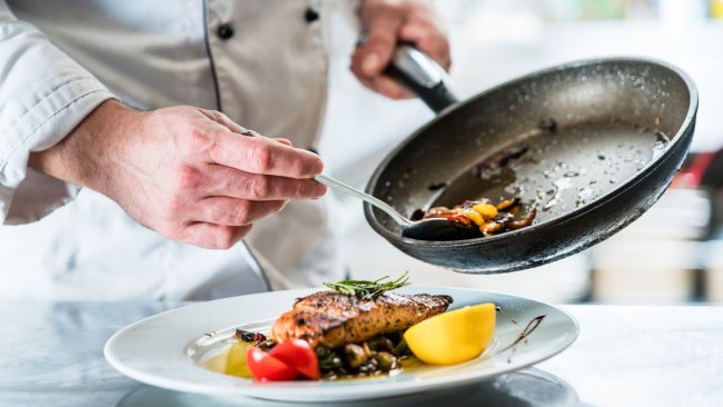 chef plating meal
