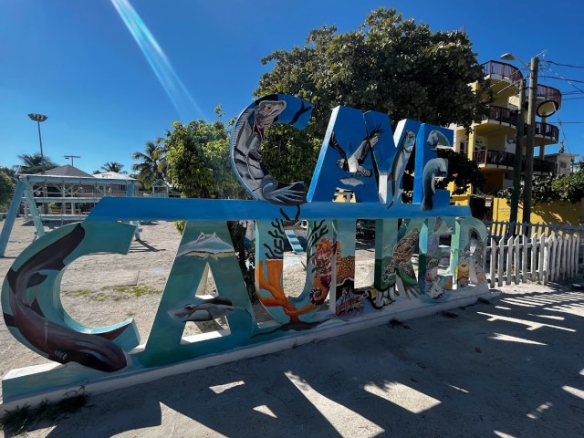 Street art sign that says Caye Caulker