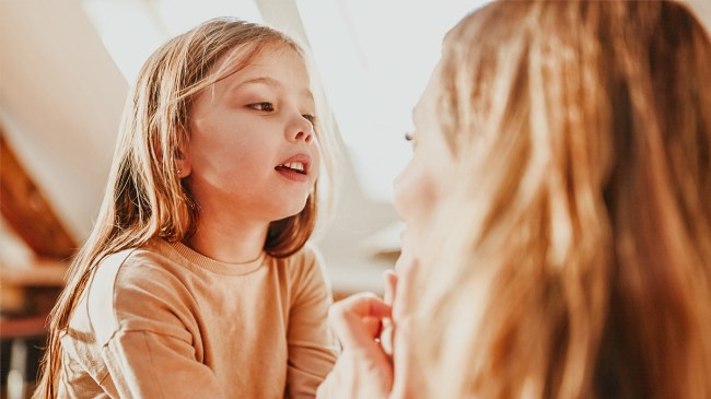 little girl saying 'mom' over and over