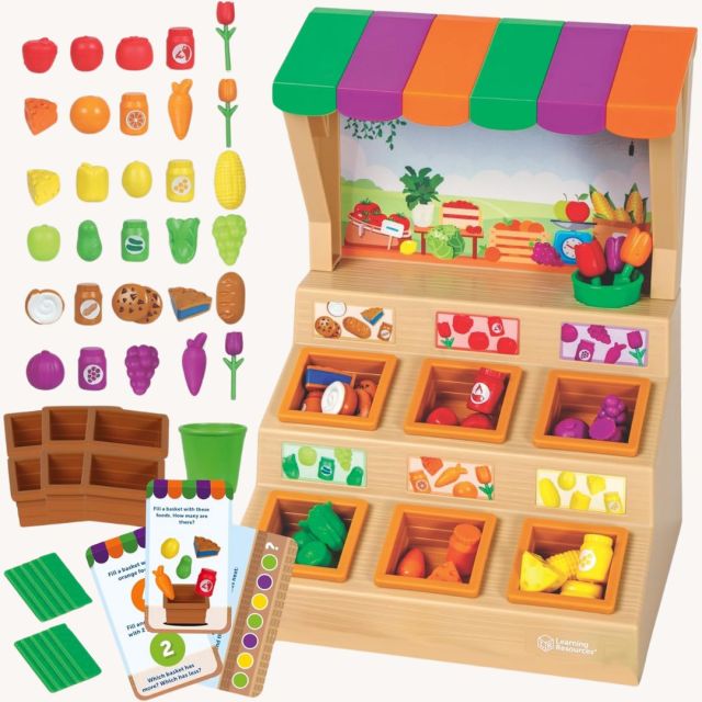 farmstand-themed sorting kit toy for kids