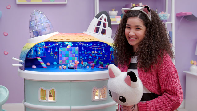 Gabby's Dollhouse is a new kids movie coming in 2025