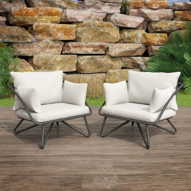 set of 2 yard chairs