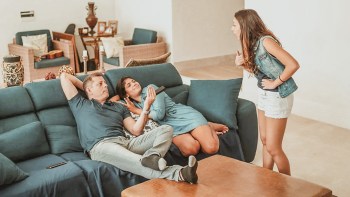 teen girl arguing with her parents