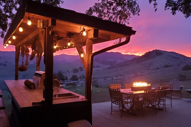 Romantic Getaways Danehill Manor 2