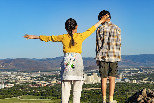 Two people hiking in Reno Tahoe in the summer