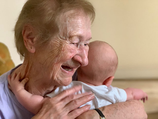 Tinybeans CEO Zsofi Paterson's grandmother with her daughter
