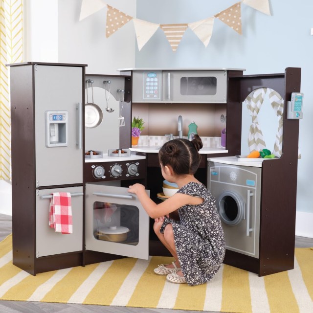 Amazon Prime day KidKraft Play Kitchen