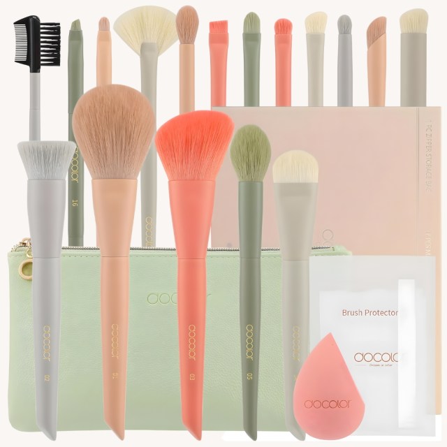 Amazon Holiday Beauty Event Makeup Brush Set
