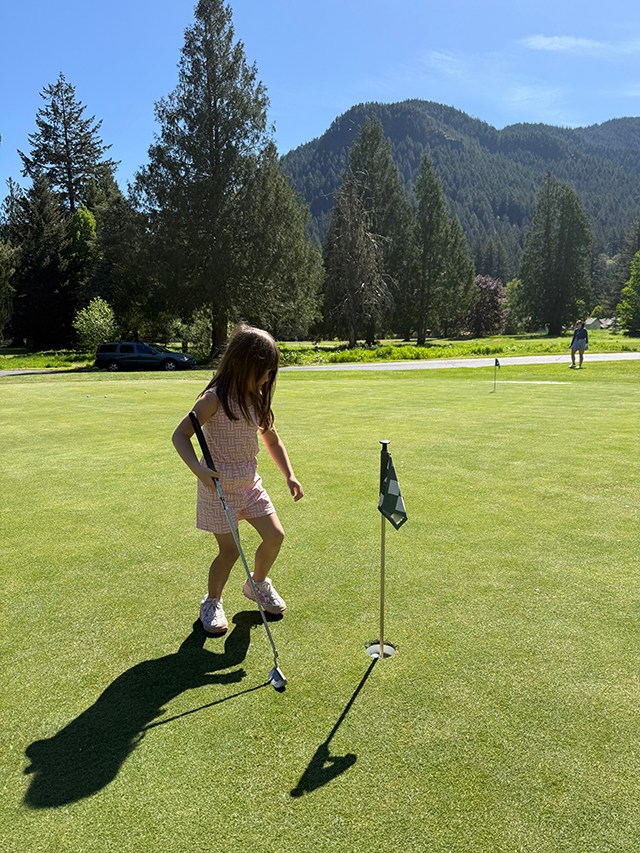 Mt Hood Oregon Resort's putting green, a must for families on an oregon road trip
